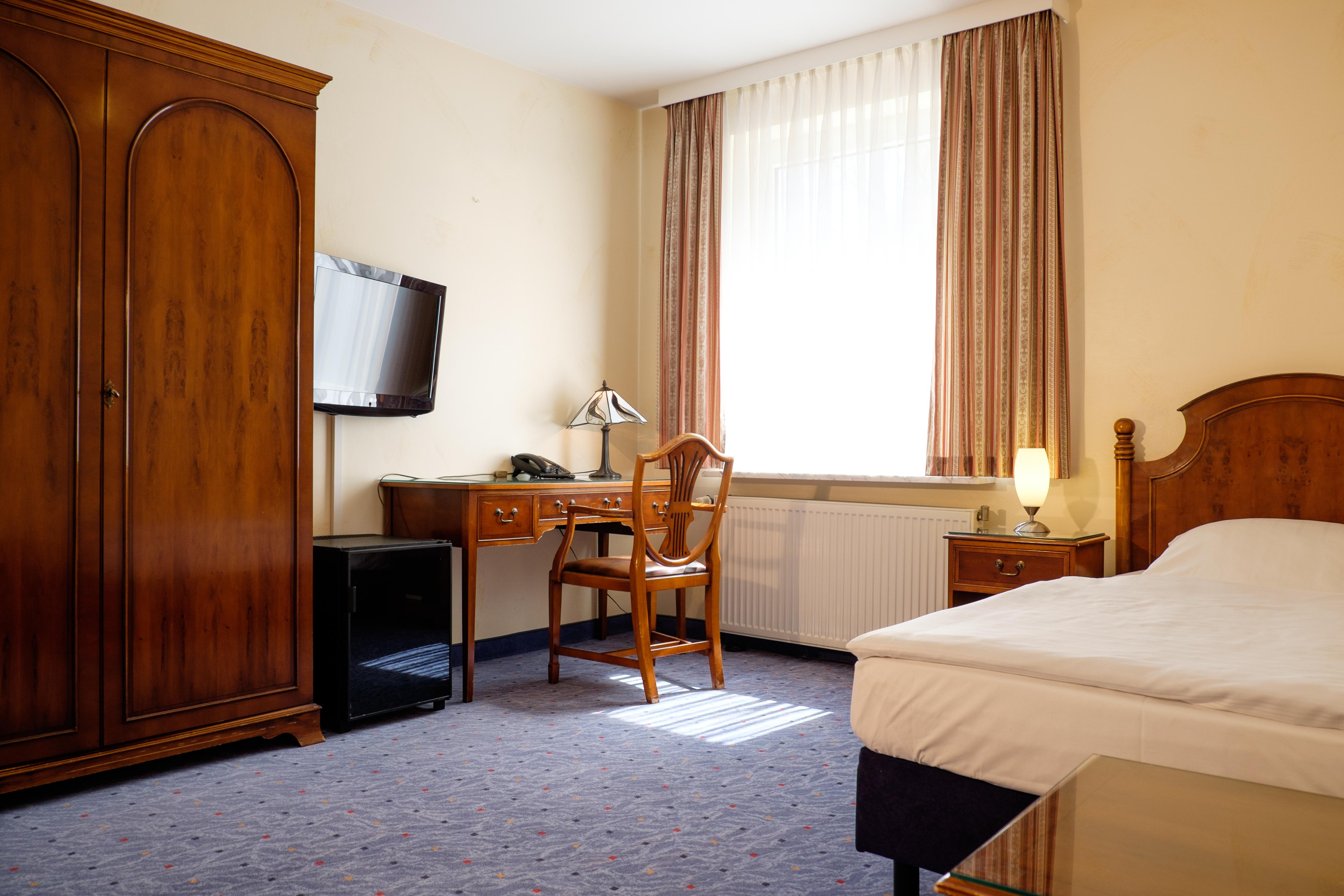 Hotel Koenigshof Am Funkturm Hannover Room photo